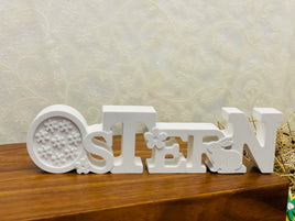 Handgemachter „Ostern“-Schriftzug aus Gießpulver