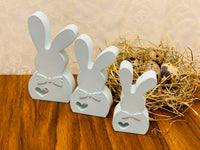
              Minimalistisches Osterhasen-Trio „Pure Spring“ – 3er Set aus Gießpulver
            