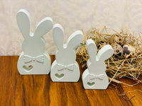 
              Minimalistisches Osterhasen-Trio „Pure Spring“ – 3er Set aus Gießpulver
            